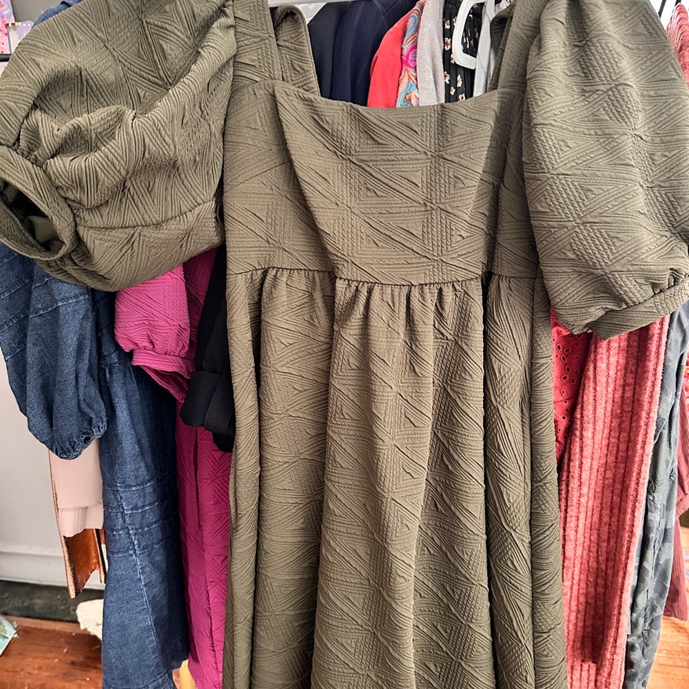 Free People ‘Violet’ Olive Green Textured Dress - Picture 4 of 8